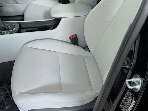 Certified 2025 Hyundai Kona SEL image 19