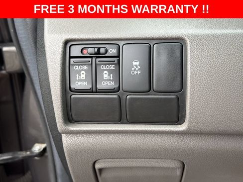Used 2012 Honda Odyssey EX image 30