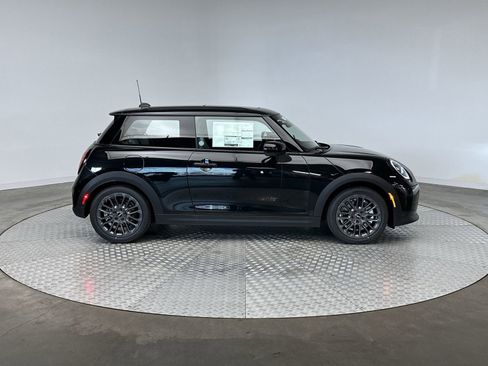 New 2026 MINI Cooper 2-Door Hardtop FWD image 10
