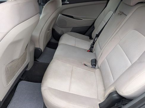 Used 2016 Hyundai Tucson SE w/ Option Group 02 image 24