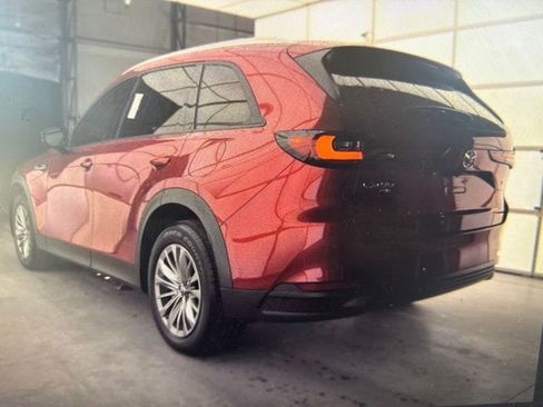 Used 2025 MAZDA CX-90 3.3 Turbo w/ Preferred Package AWD/4WD image 4