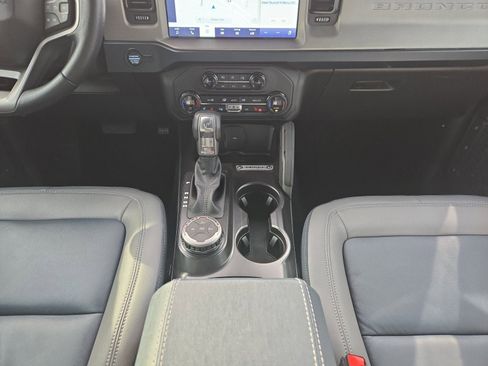 Certified 2024 Ford Bronco Outer Banks image 20