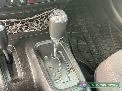 Used 2013 Jeep Wrangler Sahara w/ Connectivity Group AWD/4WD image 30