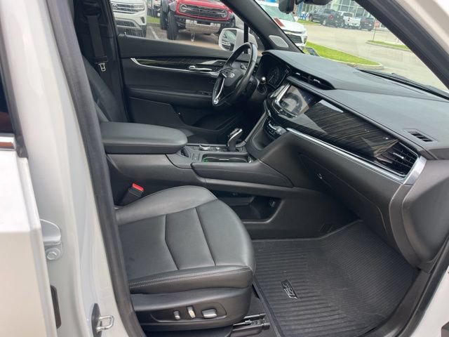Used 2020 Cadillac XT6 Premium Luxury FWD image 42