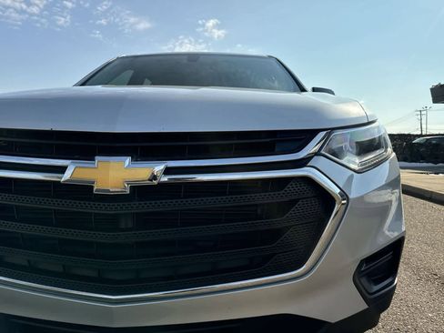 Used 2019 Chevrolet Traverse LS image 11