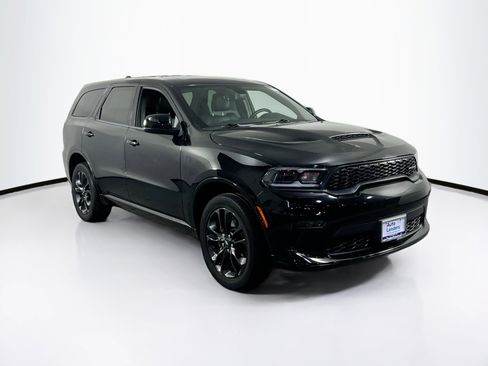 Used 2022 Dodge Durango GT w/ Blacktop Package image 3