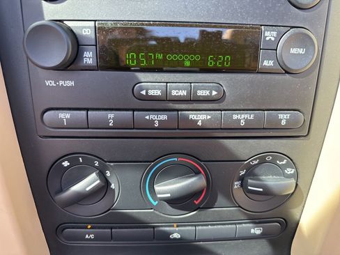 Used 2006 Ford Mustang GT image 16