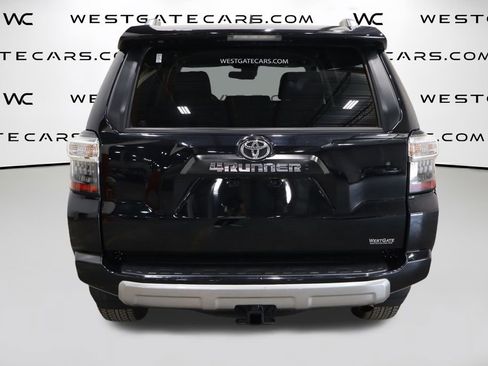 Used 2024 Toyota 4Runner TRD Off-Road image 7