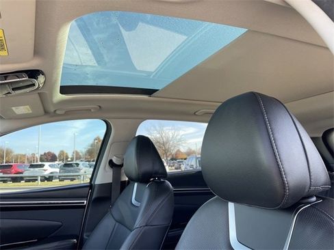 Used 2023 Hyundai Tucson Limited image 22