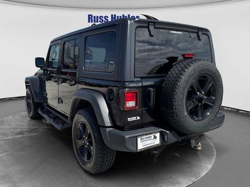 Used 2021 Jeep Wrangler Unlimited Sport AWD/4WD image 3
