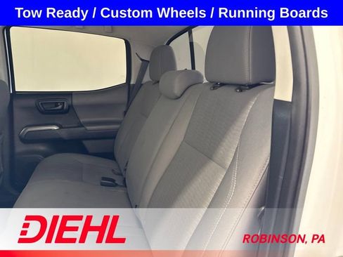 Used 2019 Toyota Tacoma SR5 RWD image 17