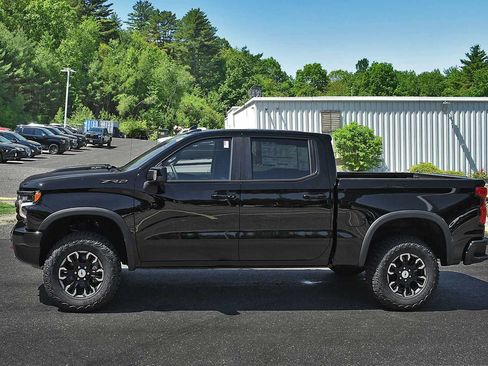 New 2026 Chevrolet Silverado 1500 ZR2 w/ LPO, Dark Essentials Package AWD/4WD image 4