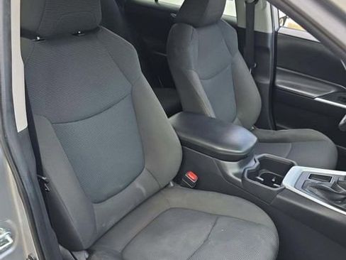 Used 2022 Toyota RAV4 LE image 14