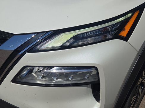 Used 2023 Nissan Rogue SV FWD image 19