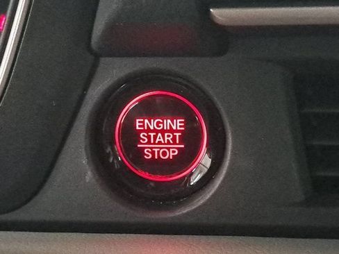 Certified 2024 Honda Pilot EX-L image 31