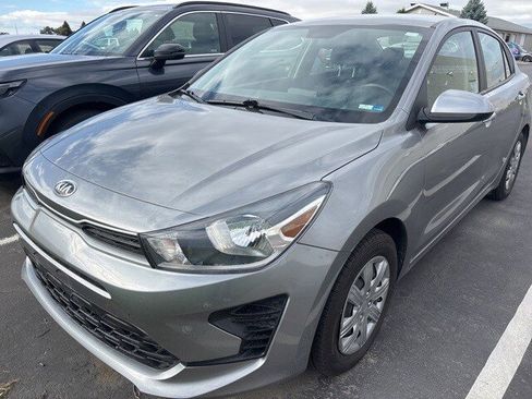 Used 2021 Kia Rio S image 1