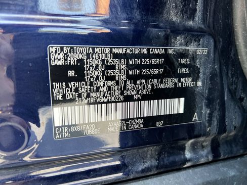Used 2022 Toyota RAV4 XLE w/ Convenience Package FWD image 36