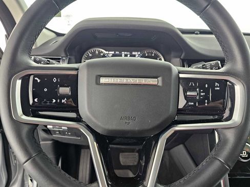 Certified 2023 Land Rover Discovery Sport SE image 22