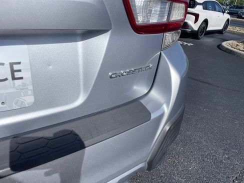Used 2018 Subaru Crosstrek 2.0i Premium w/ Popular Package #2 AWD/4WD image 6