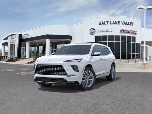 New 2026 Buick Enclave Avenir w/ Super Cruise Package image 9