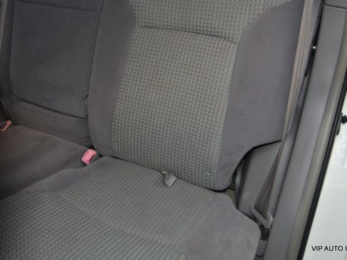Used 2005 Toyota 4Runner SR5 RWD image 27