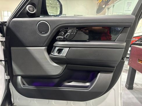 Used 2018 Land Rover Range Rover HSE image 68