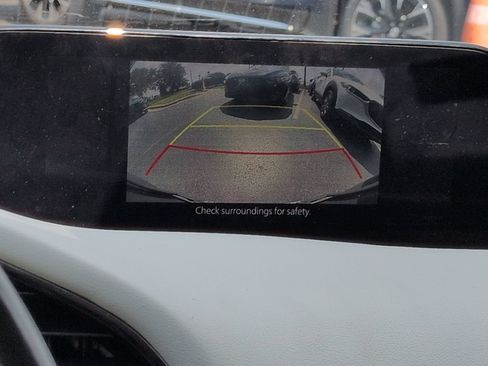 Used 2022 MAZDA MAZDA3 s FWD image 21
