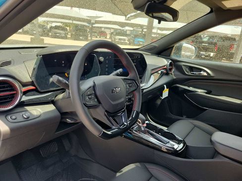 New 2026 Chevrolet Trax RS w/ Driver Confidence Package FWD image 10