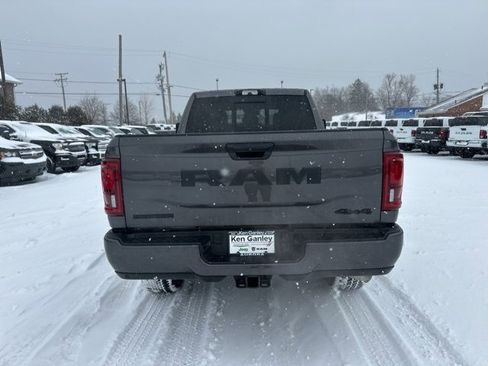 Used 2025 RAM 2500 Big Horn image 6