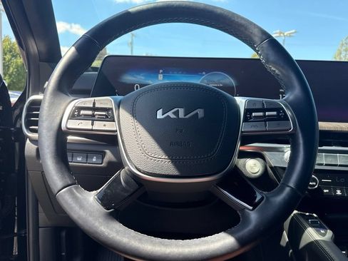 Used 2024 Kia Telluride SX Prestige AWD/4WD image 7