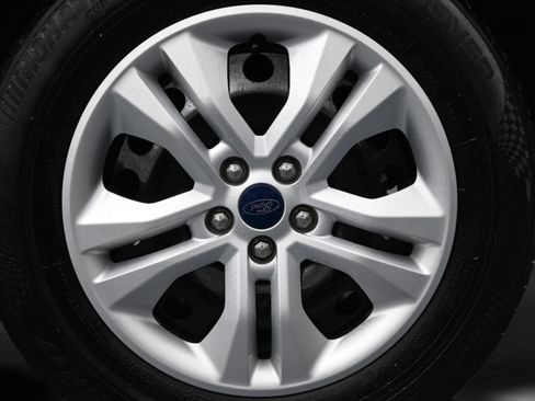 Used 2020 Ford Escape S image 10