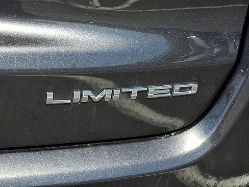 Used 2022 Jeep Compass Limited AWD/4WD image 29