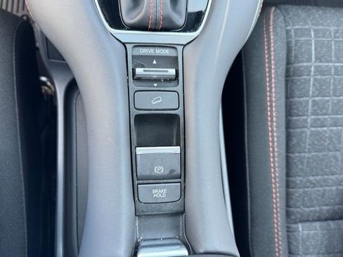 Used 2025 Honda HR-V Sport image 33