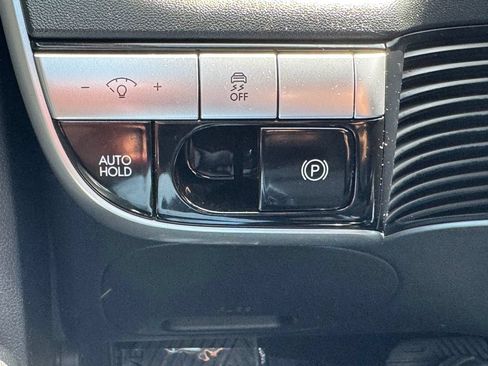 Certified 2024 Hyundai Ioniq 5 SE RWD image 22