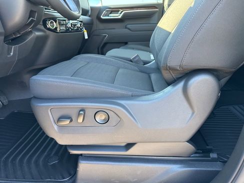 New 2026 GMC Sierra 1500 Elevation image 19