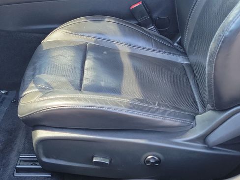 Used 2015 Dodge Challenger SXT Plus RWD image 16