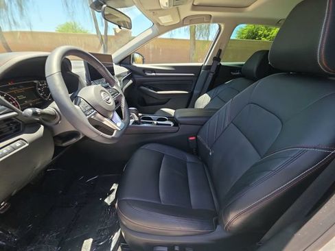 Used 2023 Nissan Altima 2.5 SR w/ SR Premium Package FWD image 20