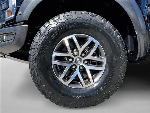 Used 2018 Ford F150 Raptor w/ Equipment Group 802A Luxury image 10
