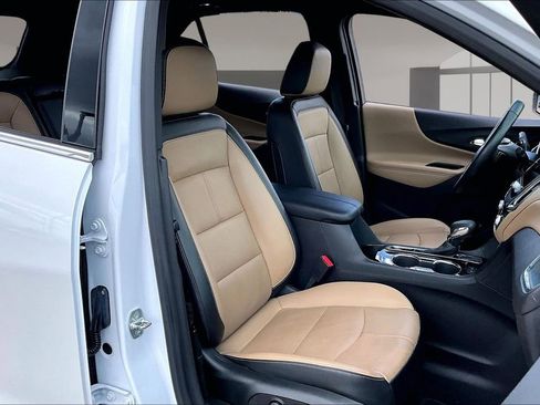 Used 2024 Chevrolet Equinox Premier FWD image 7