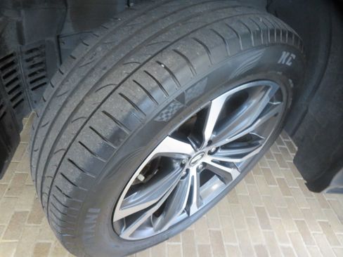 Used 2021 Lexus RX 350L FWD w/ Premium Package image 11