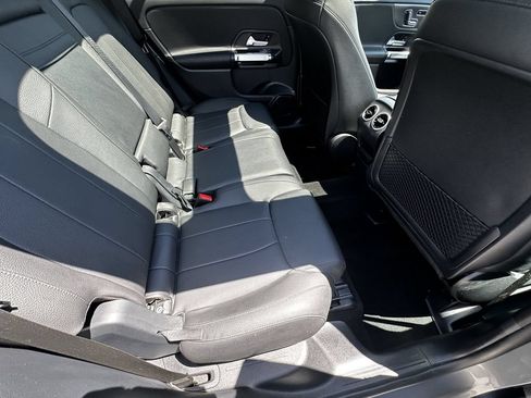 Certified 2021 Mercedes-Benz GLB 250 image 18