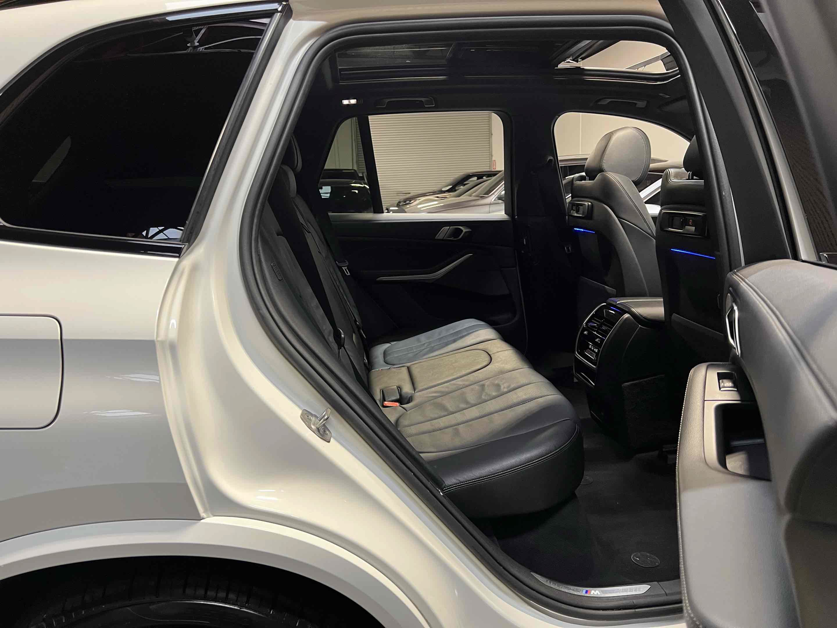 Used 2020 BMW X5 sDrive40i w/ M Sport Package RWD image 52