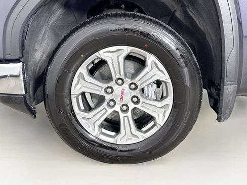 Used 2025 GMC Sierra 1500 SLT AWD/4WD image 31
