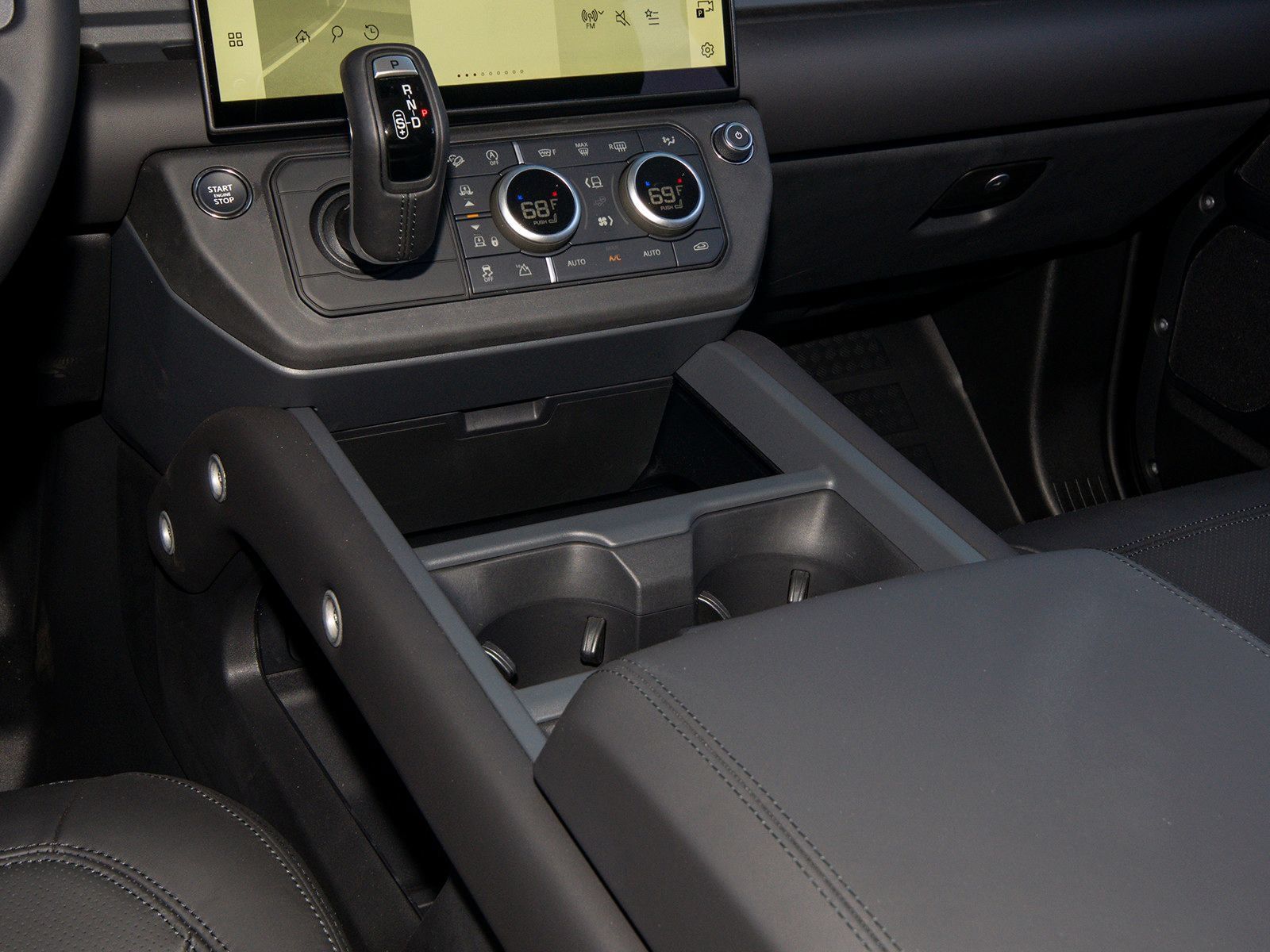 New 2026 Land Rover Defender 110 X-Dynamic SE AWD/4WD image 26