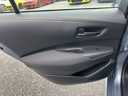 Used 2025 Toyota Corolla LE image 22