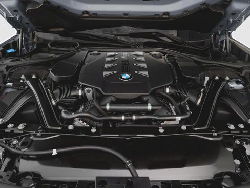 New 2026 BMW 760i xDrive AWD/4WD image 8