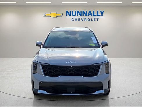 Used 2025 Kia Sorento S image 8