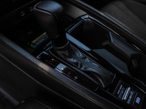 Used 2025 Honda Accord Sport image 19
