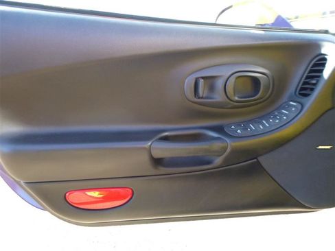 Used 1998 Chevrolet Corvette Convertible w/ Memory Pkg RWD image 22
