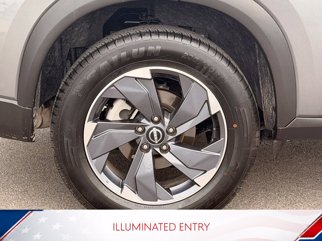 Used 2026 Nissan Rogue SV FWD image 8
